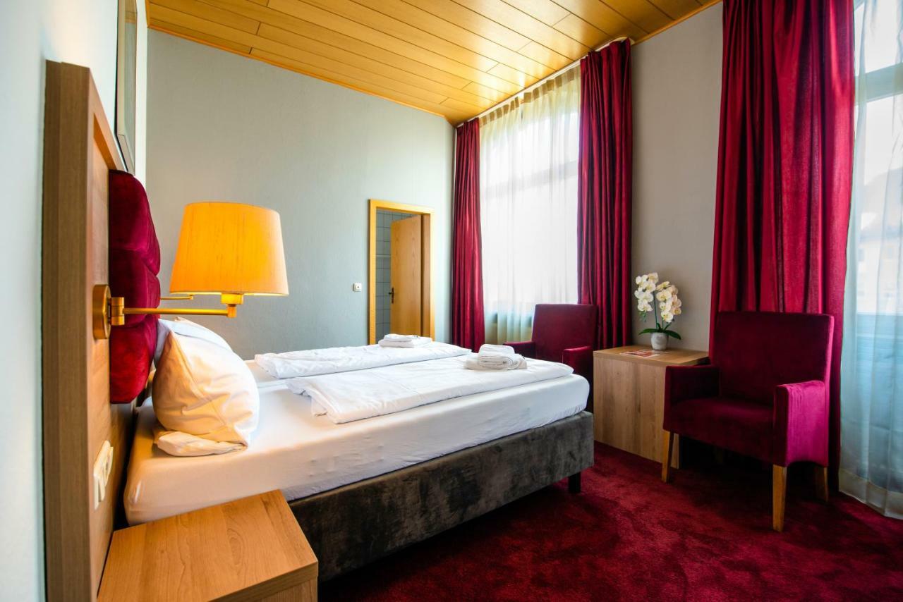 Hotel Fraenkischer Hof Kitzingen Kültér fotó