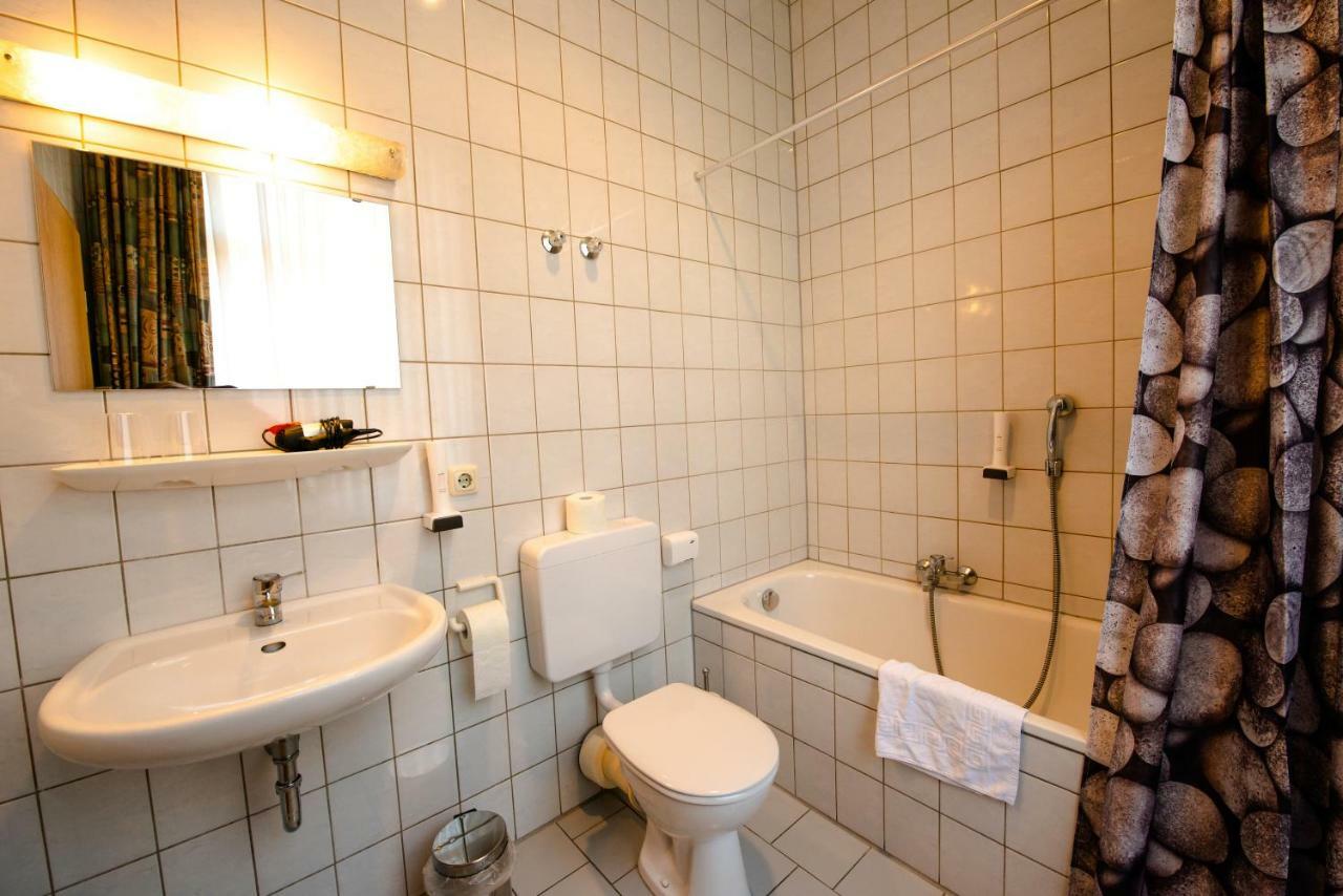 Hotel Fraenkischer Hof Kitzingen Kültér fotó